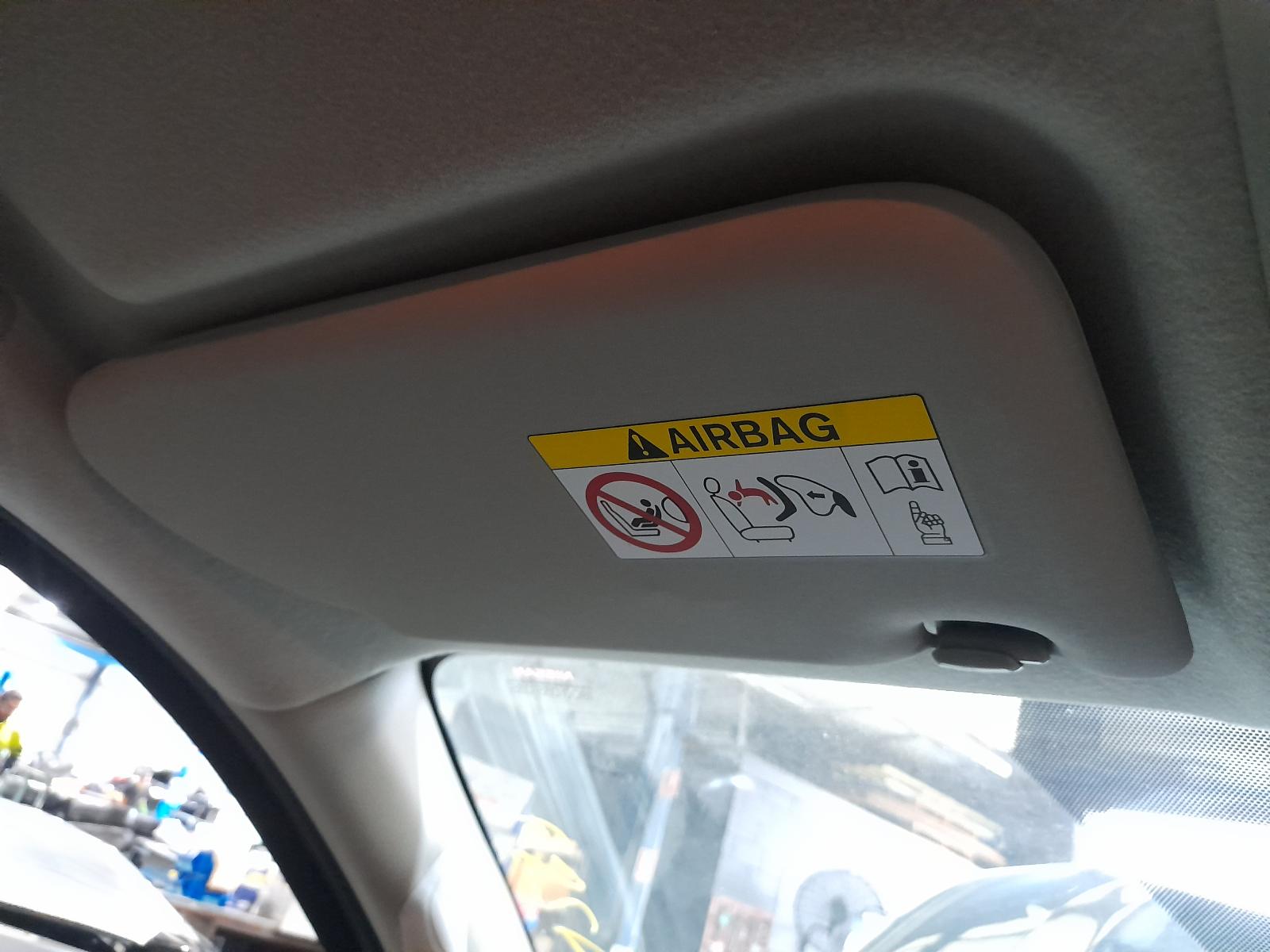 View Auto part Tonneau/Cover Nissan Navara 2019