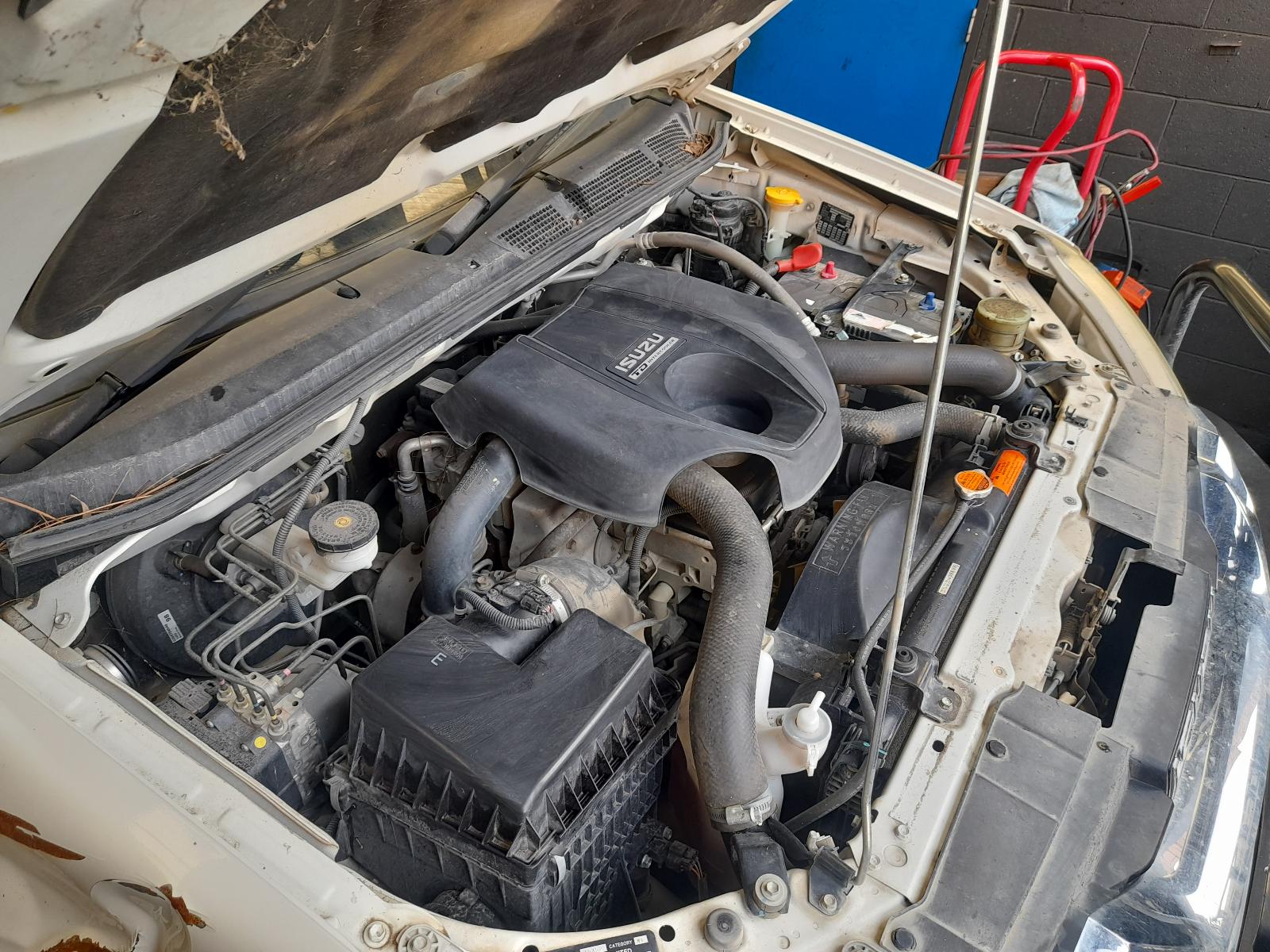 View Auto part Throttle Body Isuzu Mu-x 2015