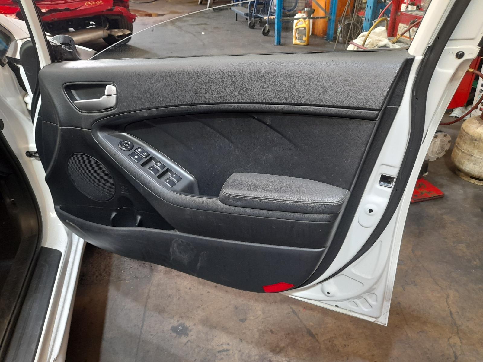 2017 Kia Cerato Engine View Auto part Engine Kia Cerato 2017
