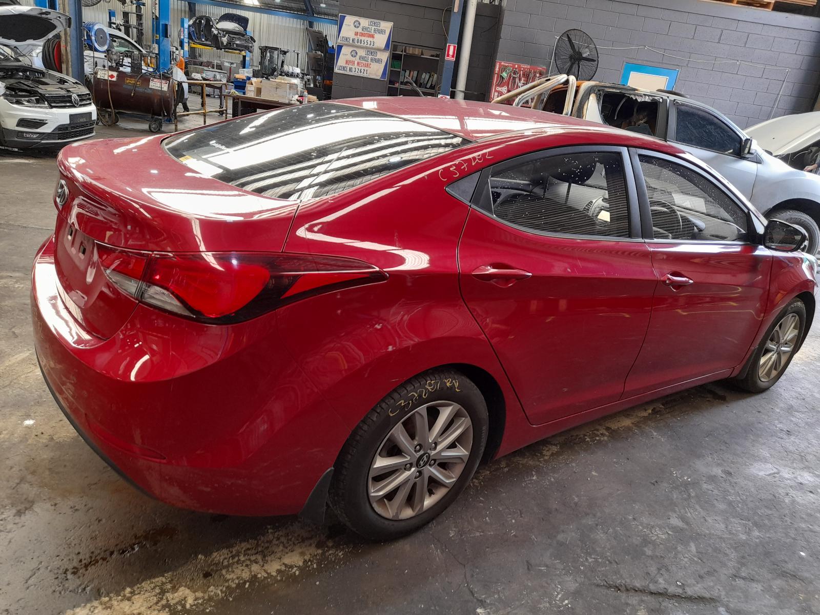 2014 Hyundai Elantra F/Bar Reinforc/Brack View Auto part F/Bar Reinforc/Brack Hyundai Elantra 2014