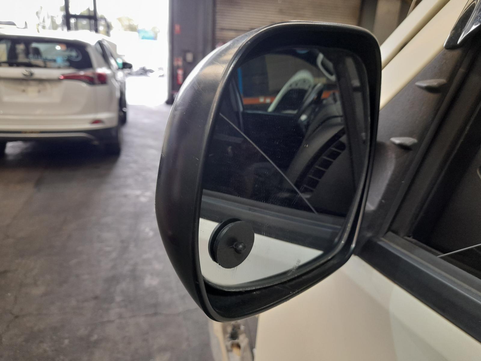 View Auto part Ecu Toyota Hiace 2016