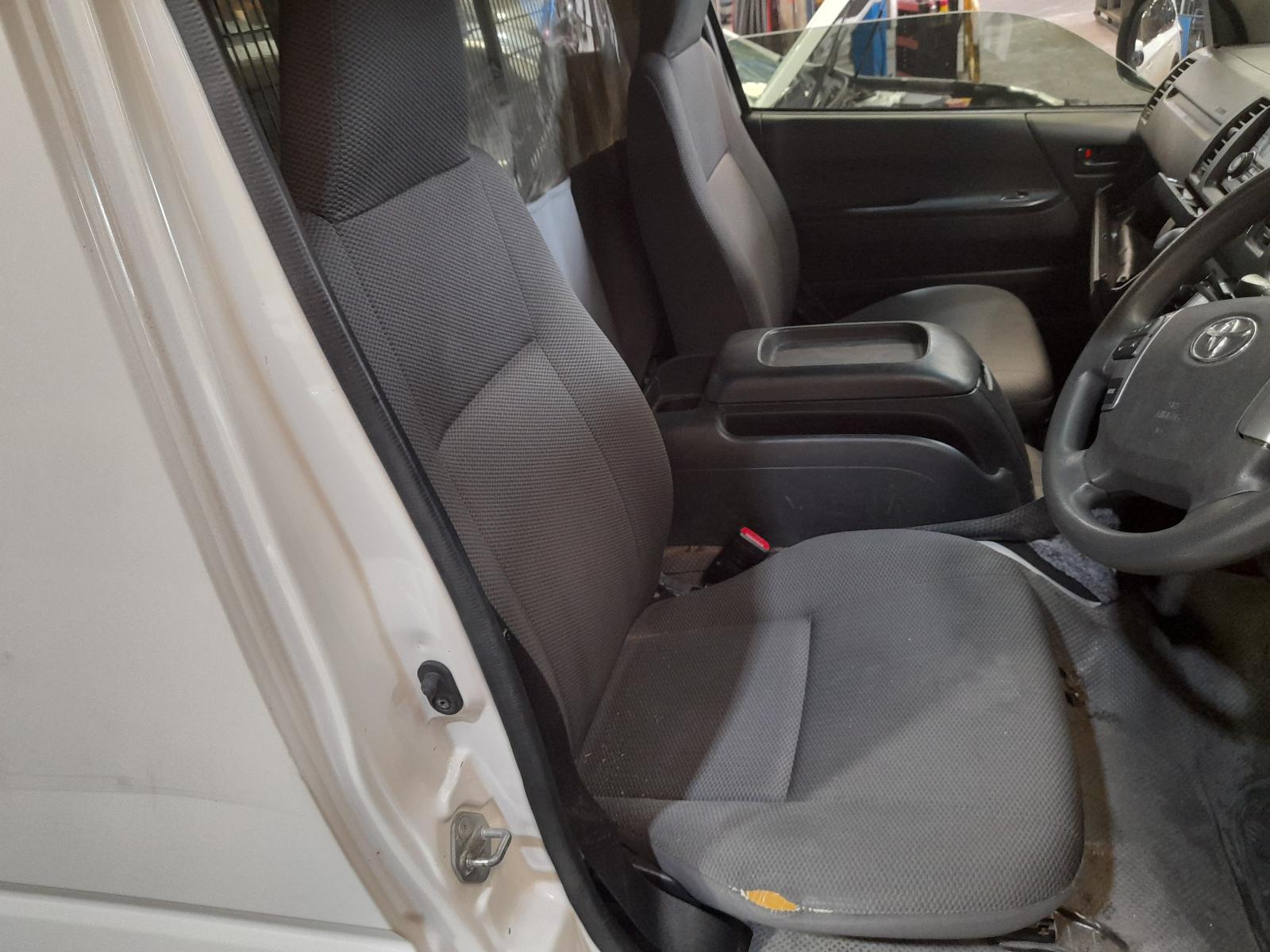 View Auto part Ecu Toyota Hiace 2016