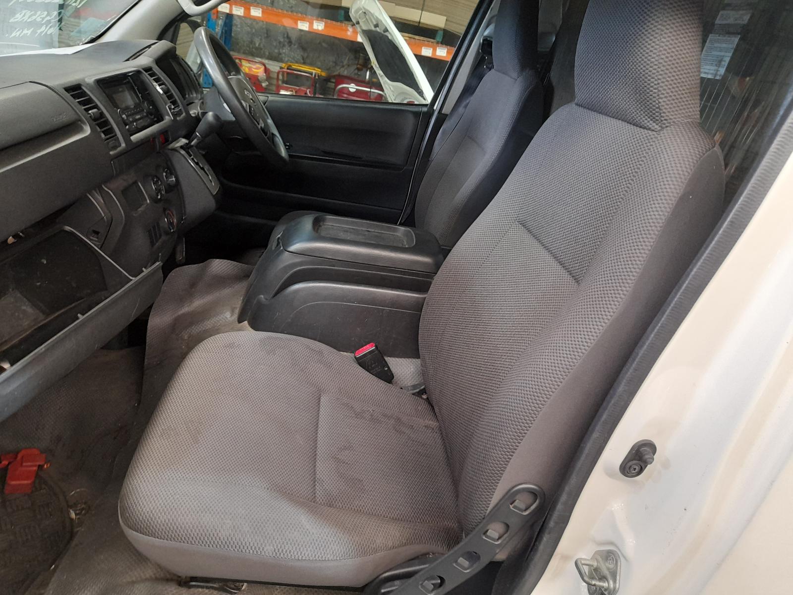 View Auto part Ecu Toyota Hiace 2016