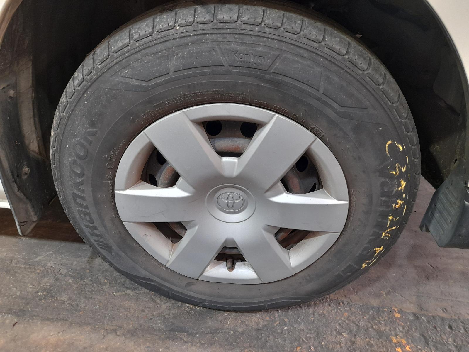 View Auto part Ecu Toyota Hiace 2016