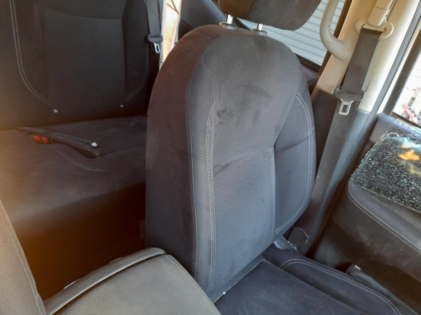 View Auto part Misc Nissan Navara 2018