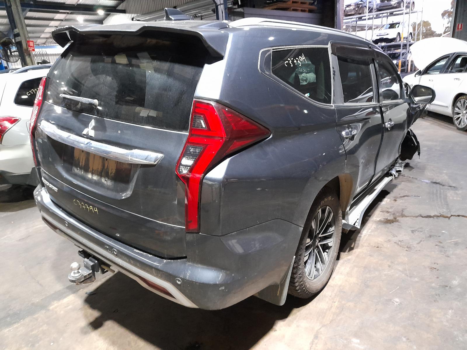 View Auto part Alternator Mitsubishi Pajero 2021