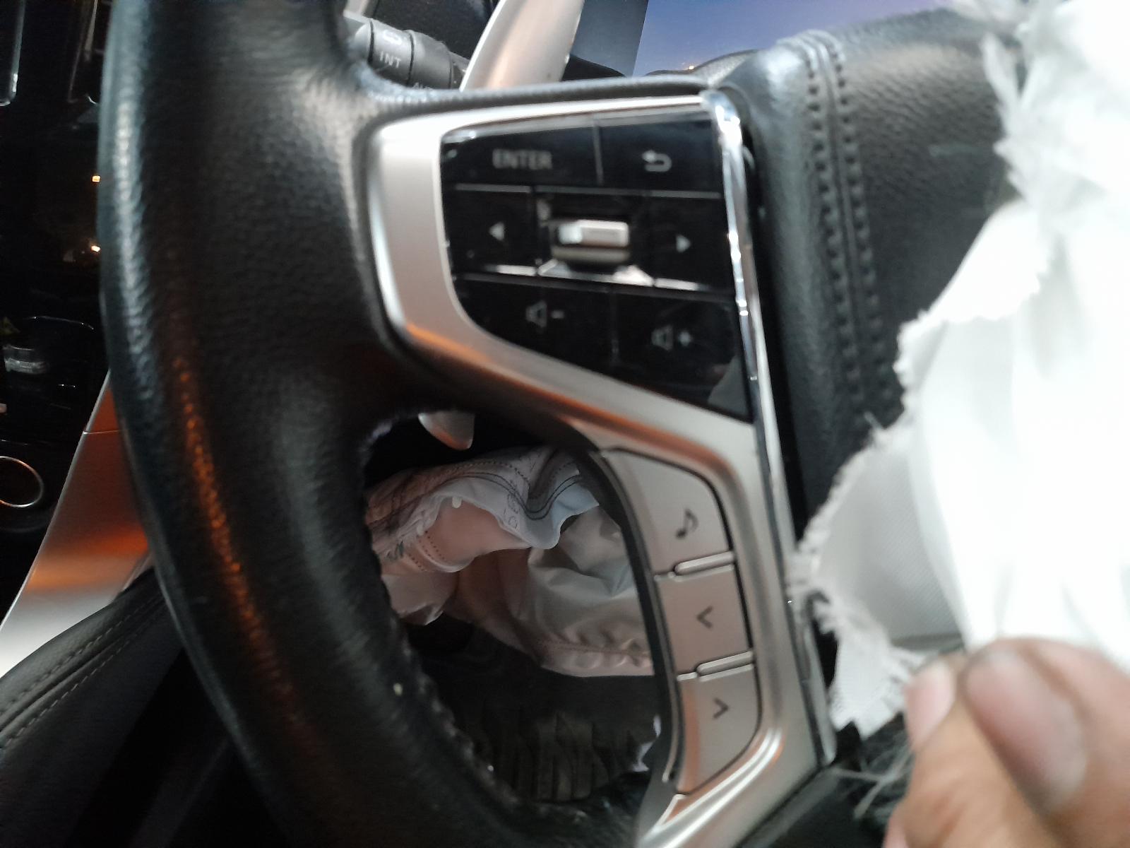 View Auto part Alternator Mitsubishi Pajero 2021