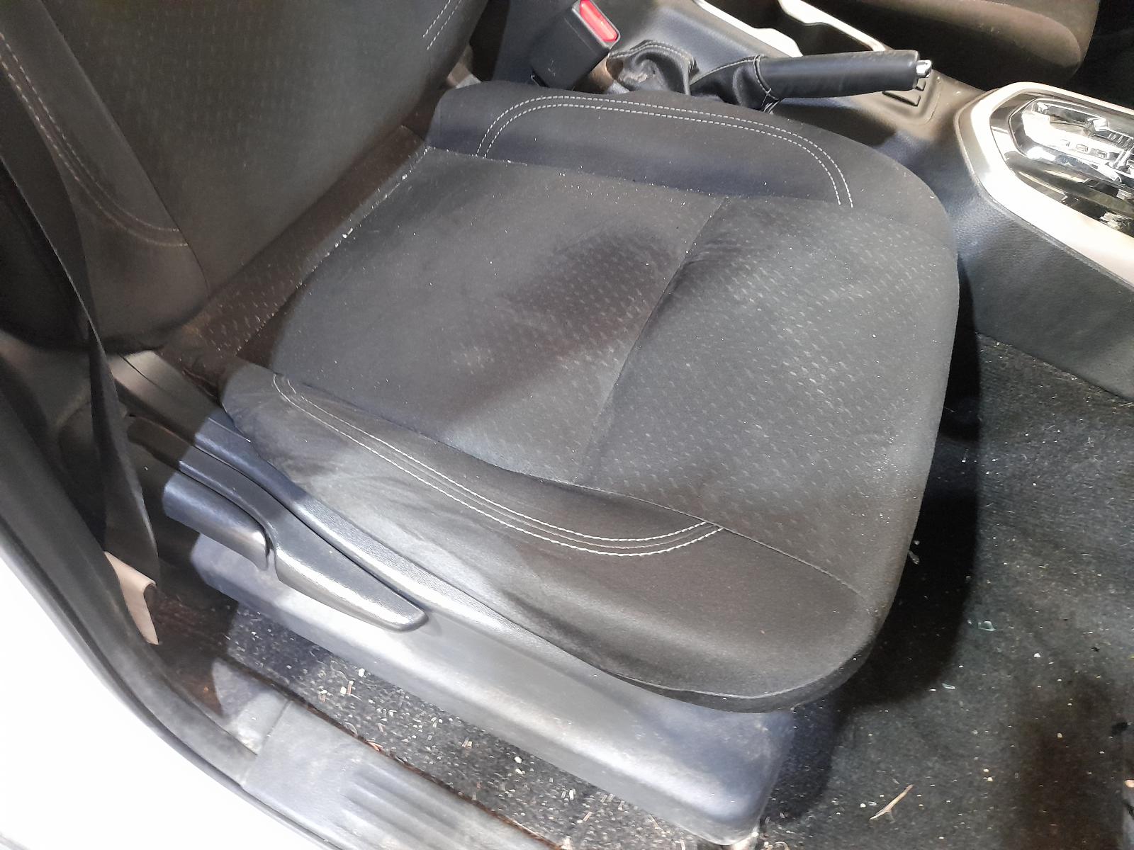 View Auto part Wheel Mag Nissan Navara 2019