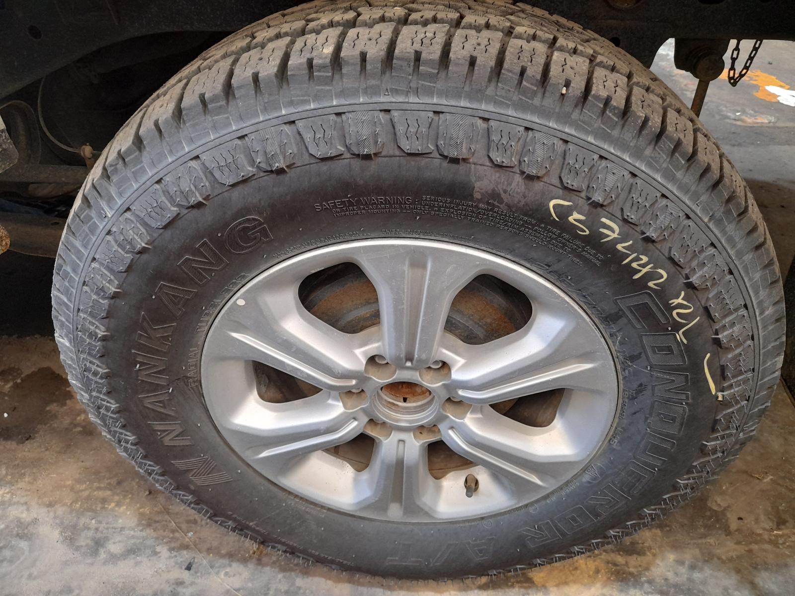 View Auto part Wheel Mag Nissan Navara 2019