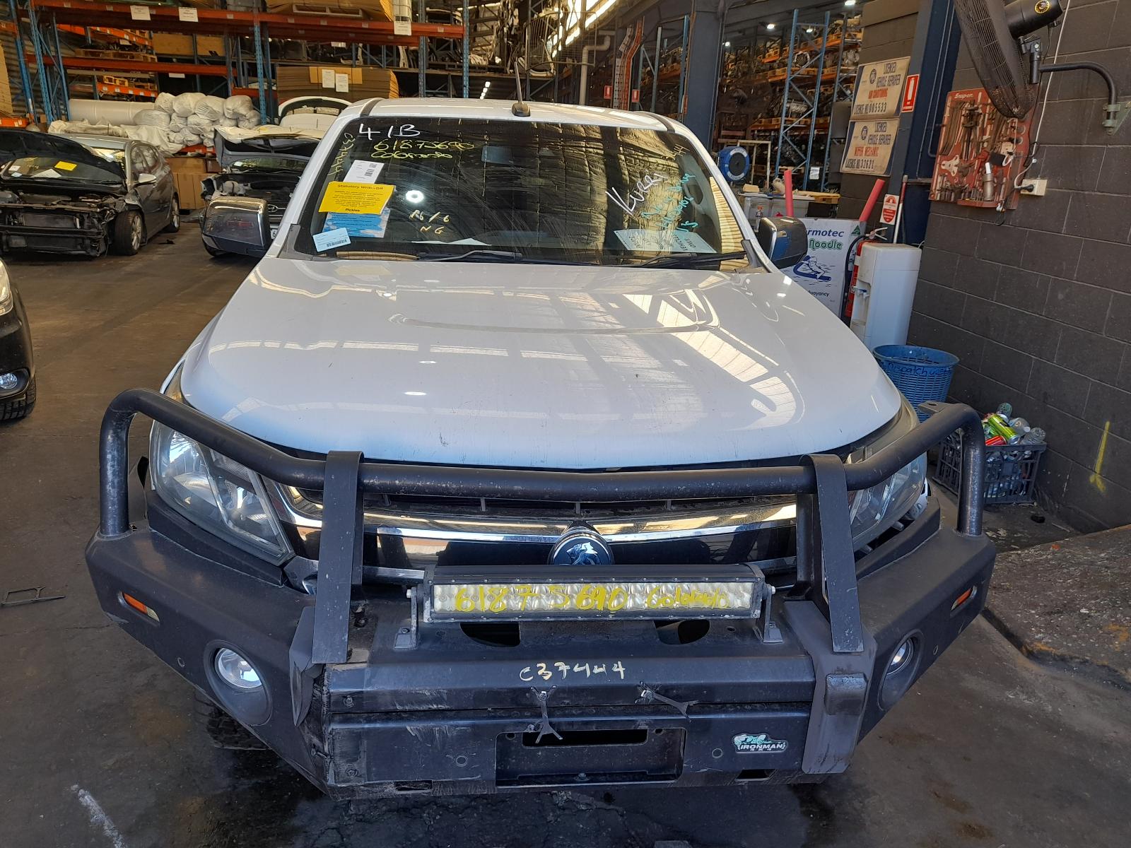View Auto part Tonneau/Cover Holden Colorado 2017