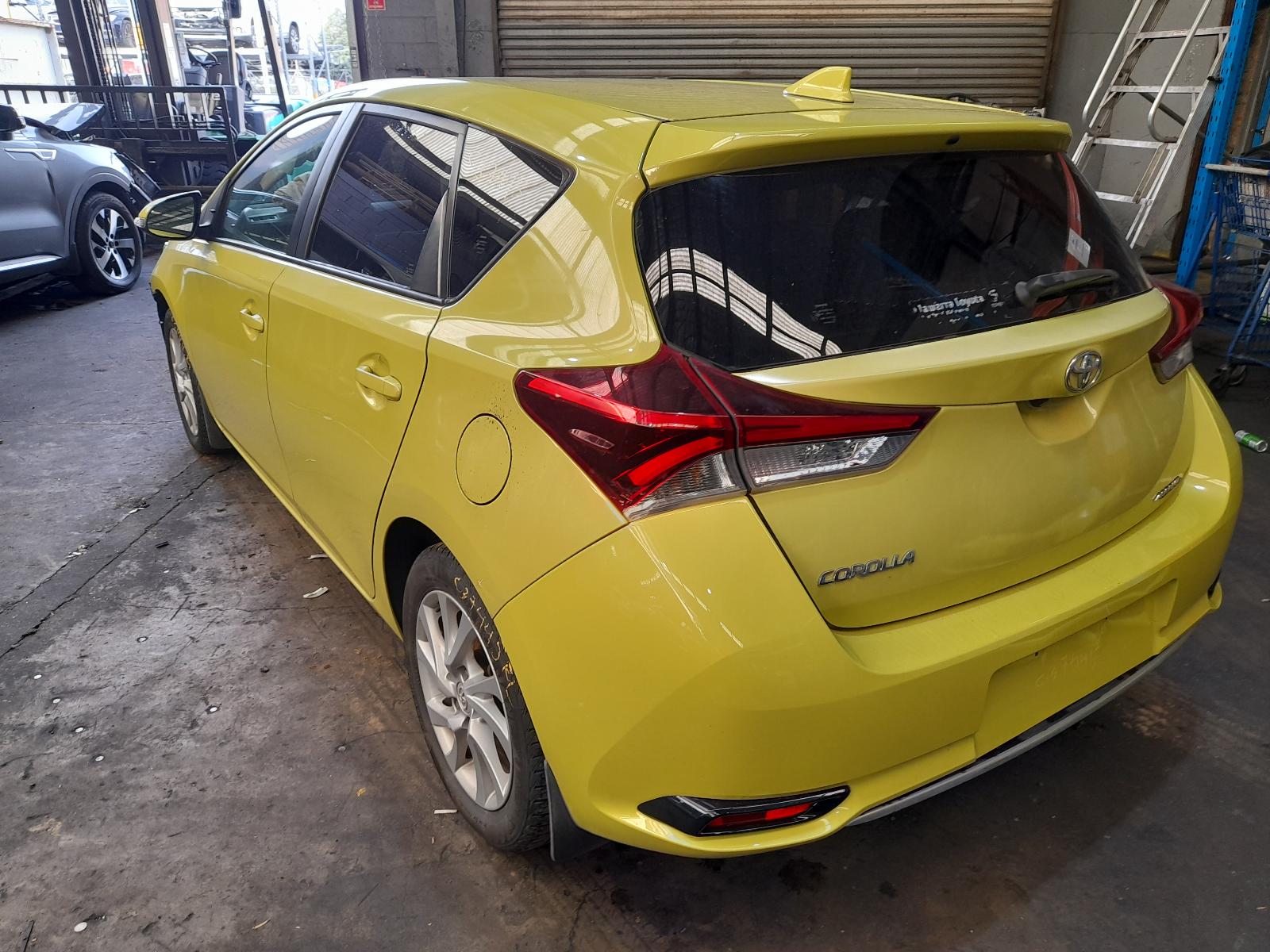 View Auto part Right Rear Wnd Reg/Motor Toyota Corolla 2016