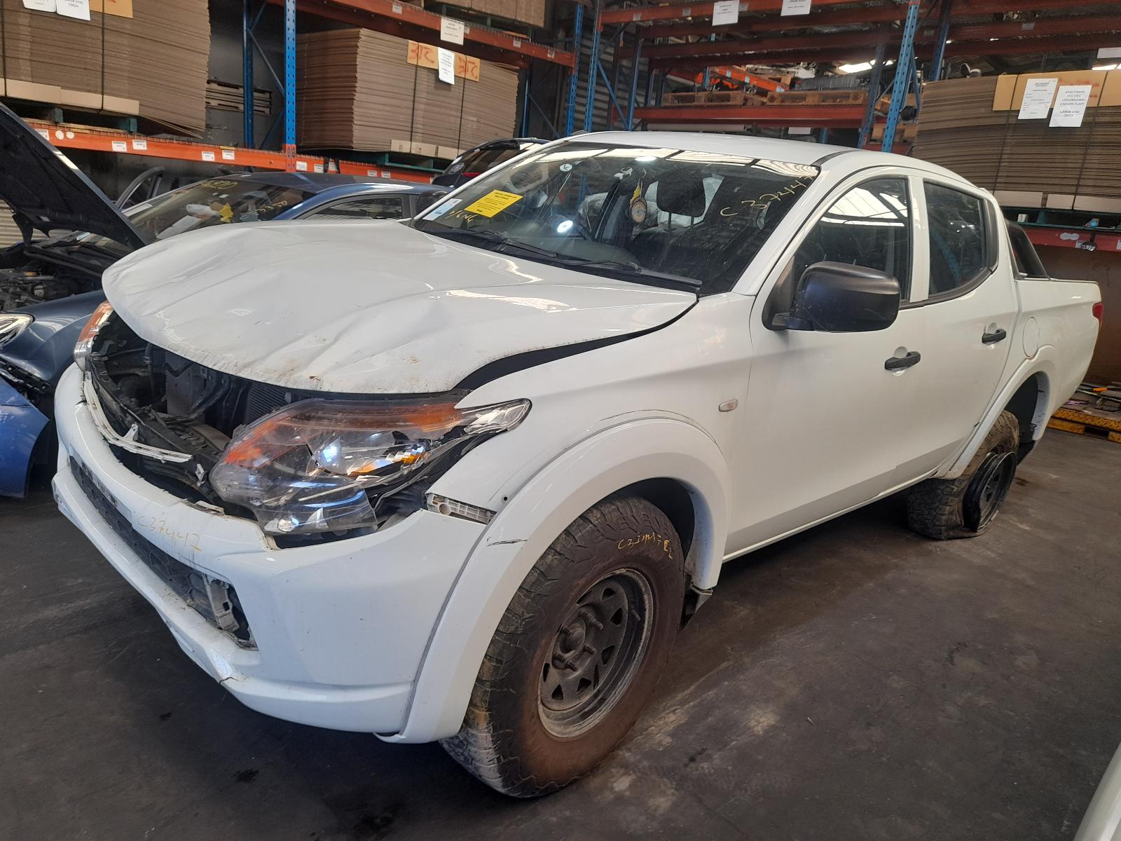 View Auto part Engine Mitsubishi Triton 2016