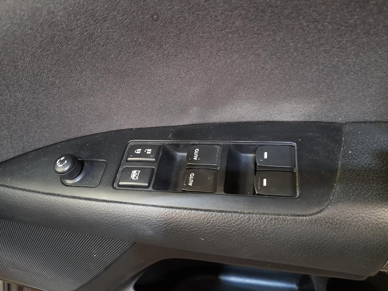 View Auto part Right Front Window Reg/Motor Suzuki Kizashi 2013