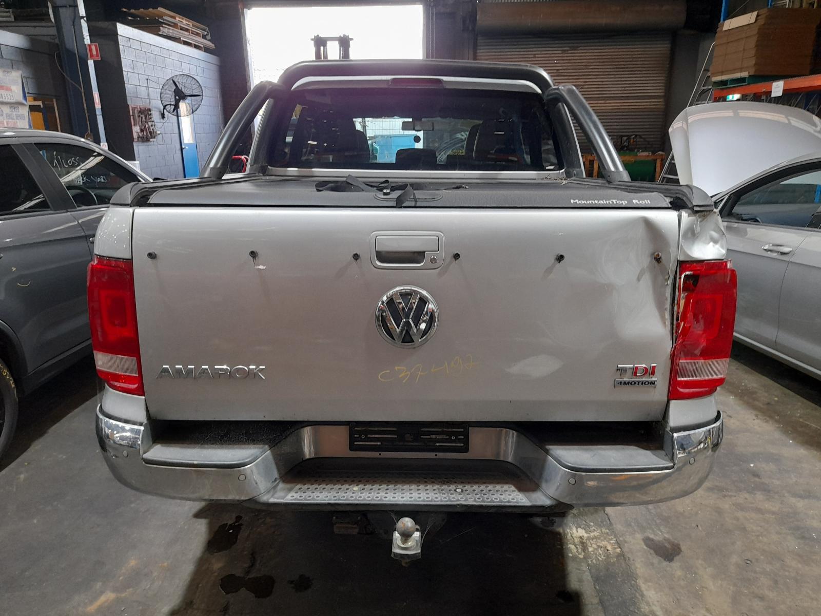 View Auto part Tonneau/Cover Volkswagen Amarok 2014