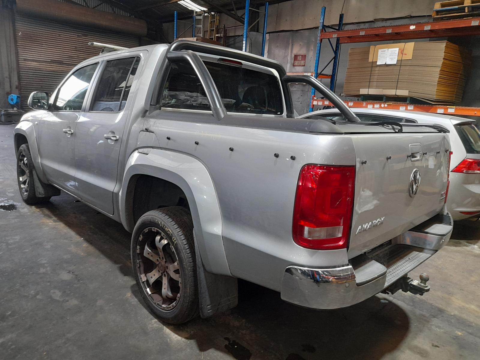 View Auto part Tonneau/Cover Volkswagen Amarok 2014