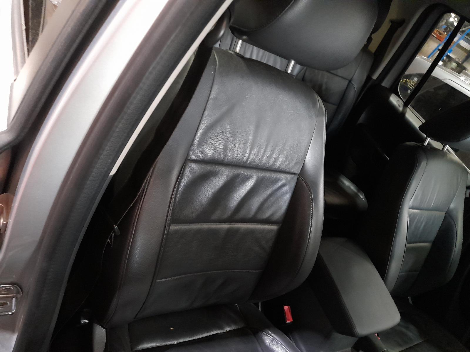 View Auto part Tonneau/Cover Volkswagen Amarok 2014