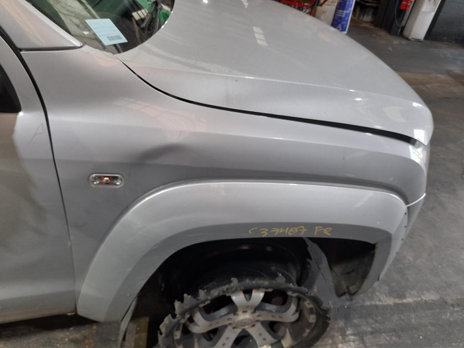 View Auto part Tonneau/Cover Volkswagen Amarok 2014