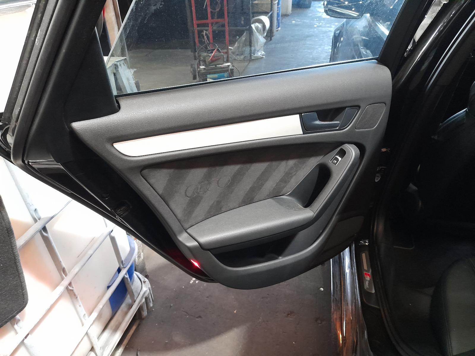 View Auto part Intercooler Audi A4 2013