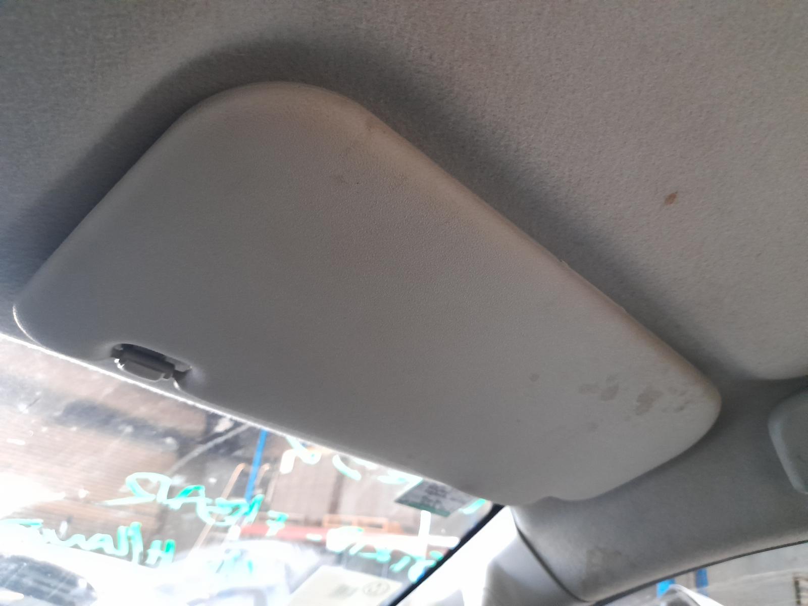 View Auto part Antenna Mitsubishi Triton 2016