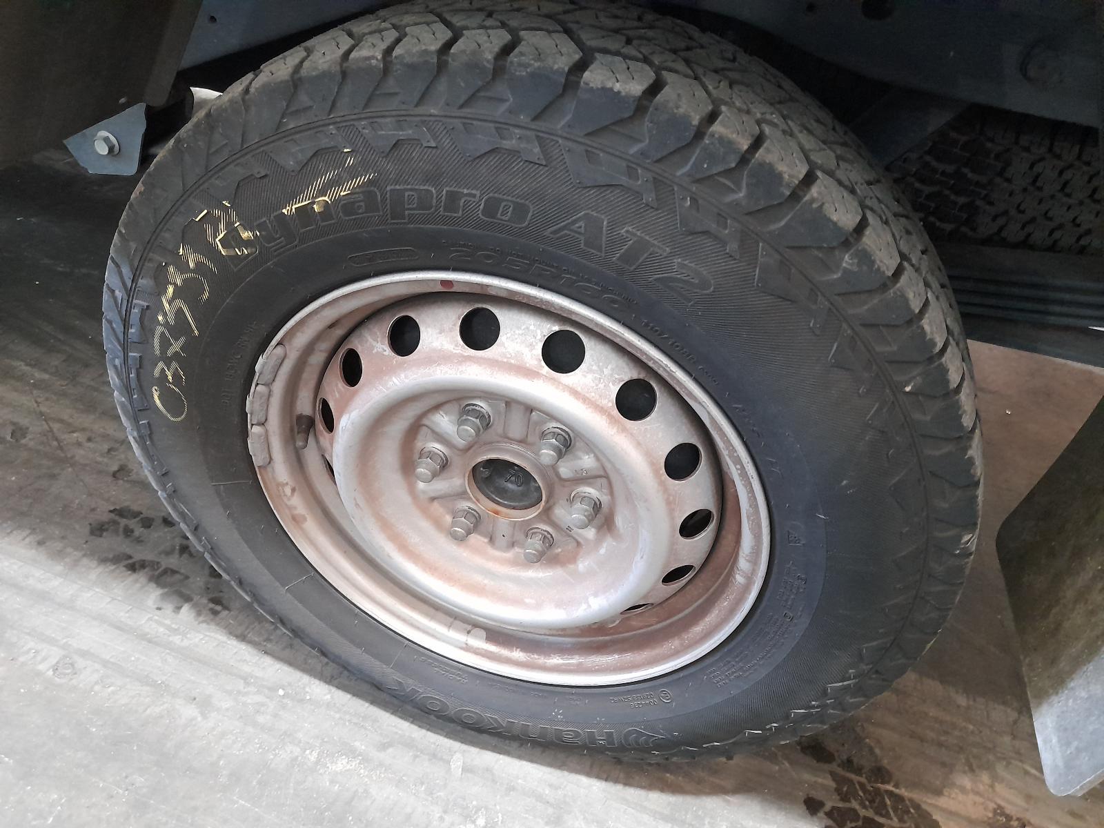 View Auto part Antenna Mitsubishi Triton 2016