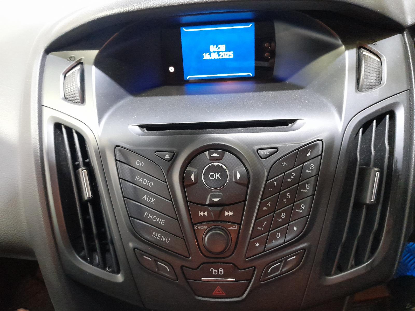 View Auto part Rear Garnish Ford Focus 2012