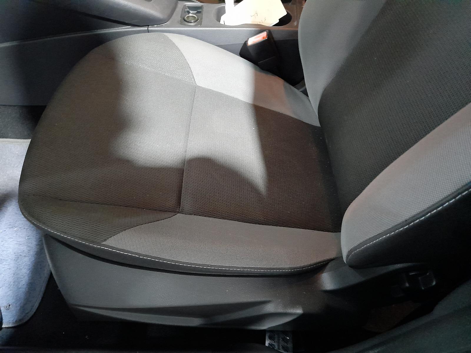 View Auto part Rear Garnish Ford Focus 2012