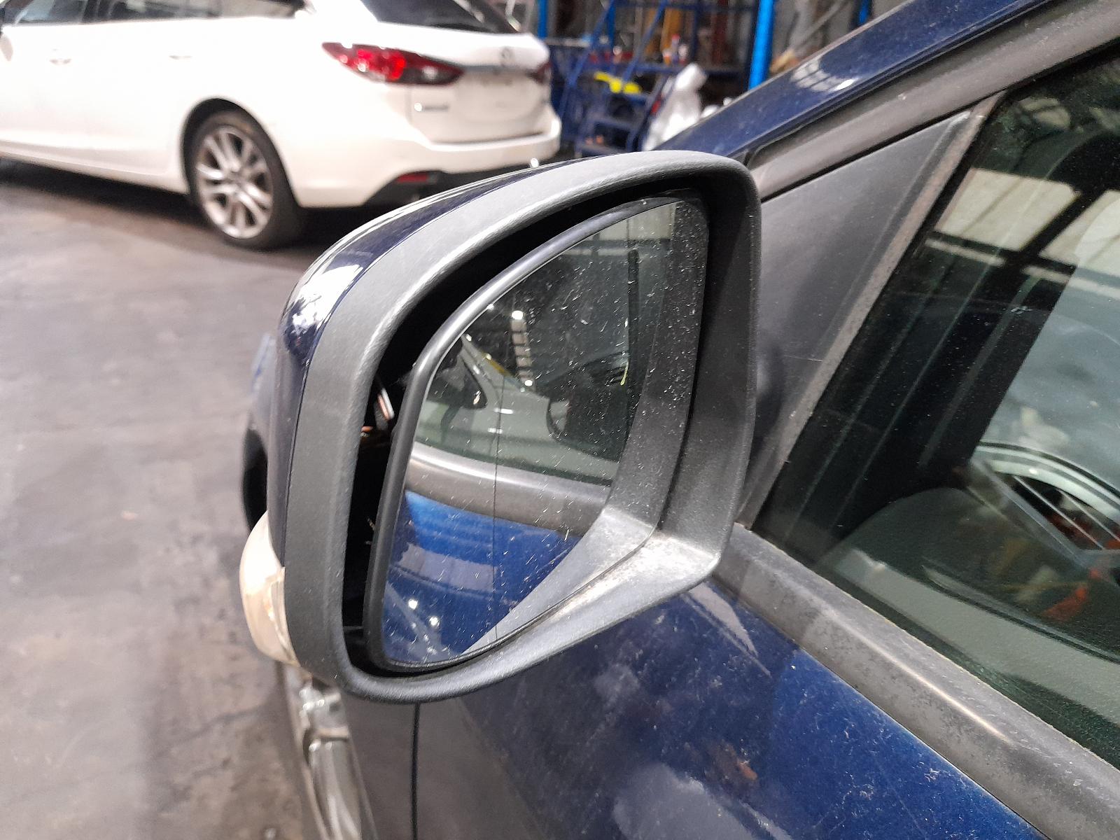 View Auto part Rear Garnish Ford Focus 2012