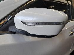 View Auto part Right Front Strut Nissan Xtrail 2015