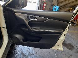 View Auto part Right Front Strut Nissan Xtrail 2015