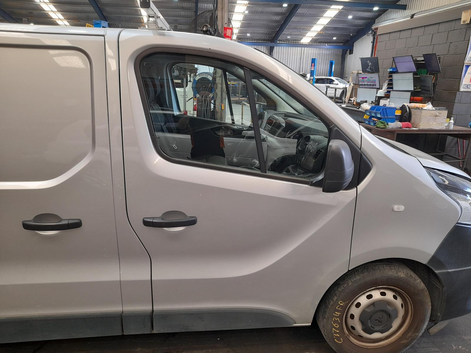 2020 Mitsubishi Express Sunvisor View Auto part Sunvisor Mitsubishi Express 2020