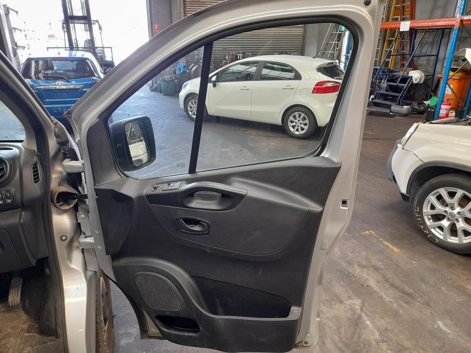 2020 Mitsubishi Express Sunvisor View Auto part Sunvisor Mitsubishi Express 2020