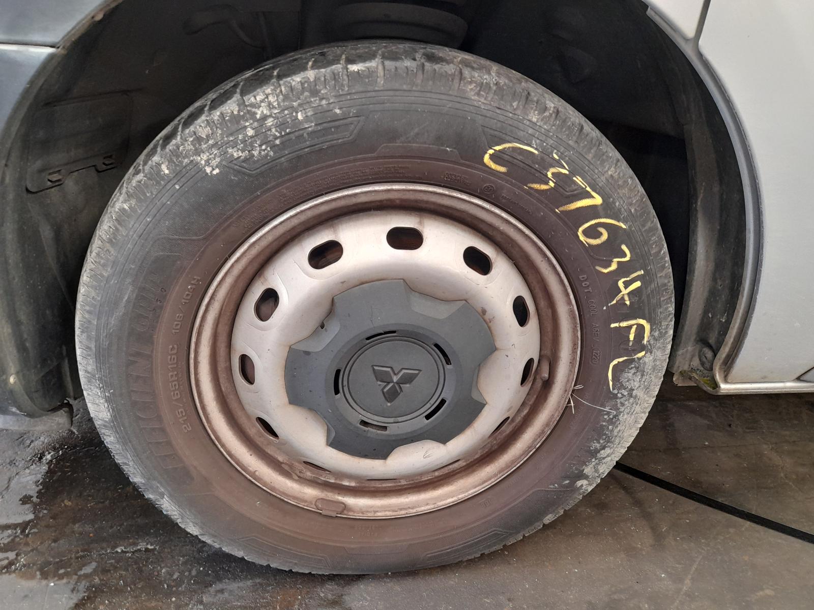 2020 Mitsubishi Express Sunvisor View Auto part Sunvisor Mitsubishi Express 2020