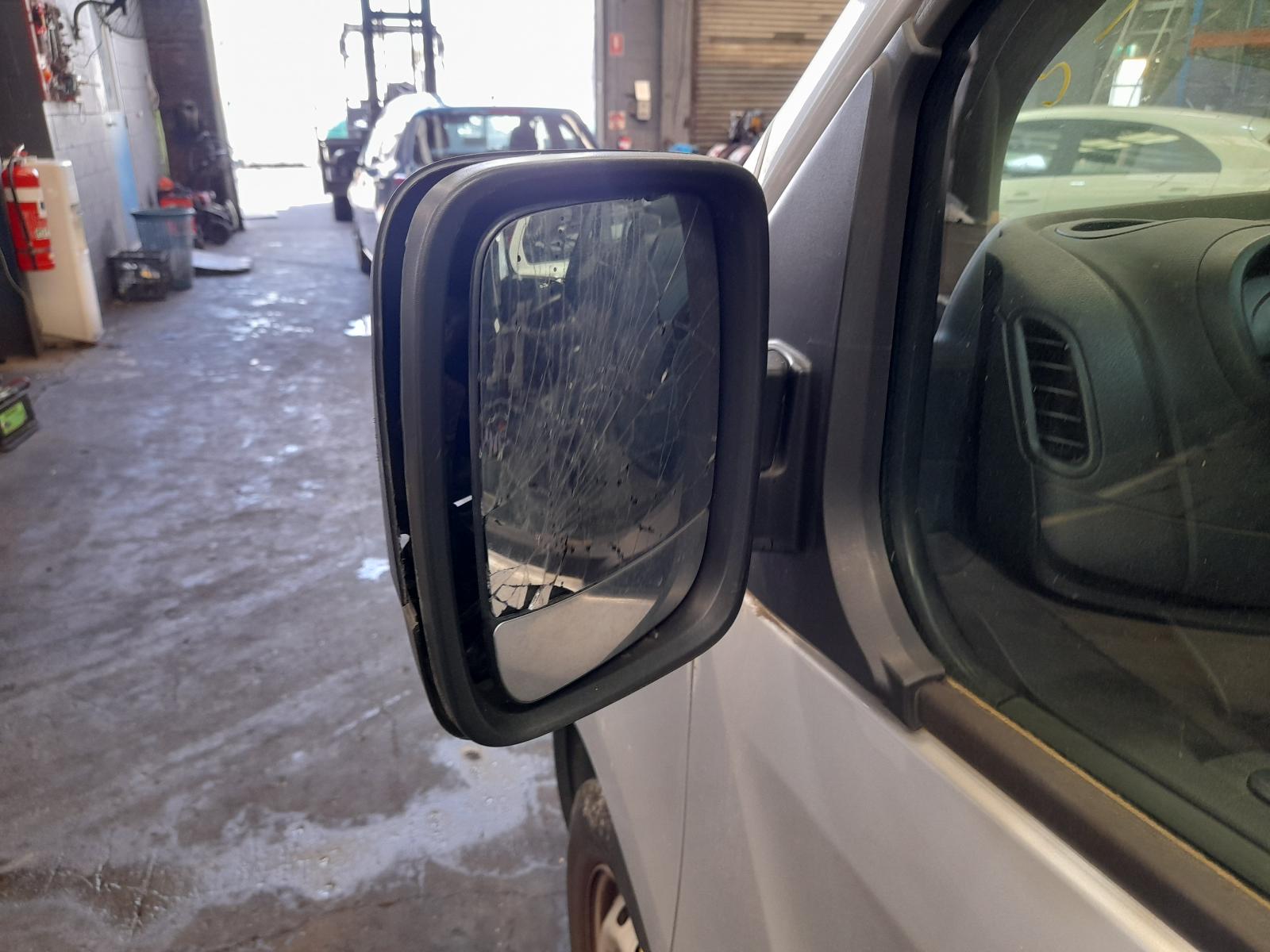 2020 Mitsubishi Express Sunvisor View Auto part Sunvisor Mitsubishi Express 2020