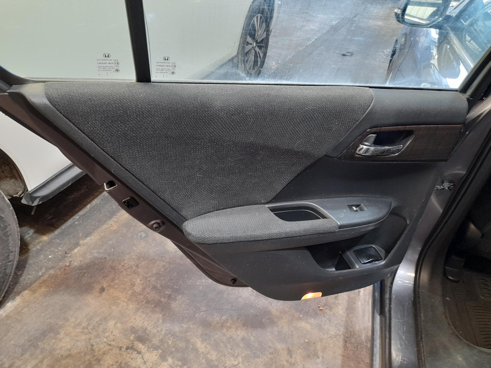 View Auto part Catalytic Converter Honda Accord 2013