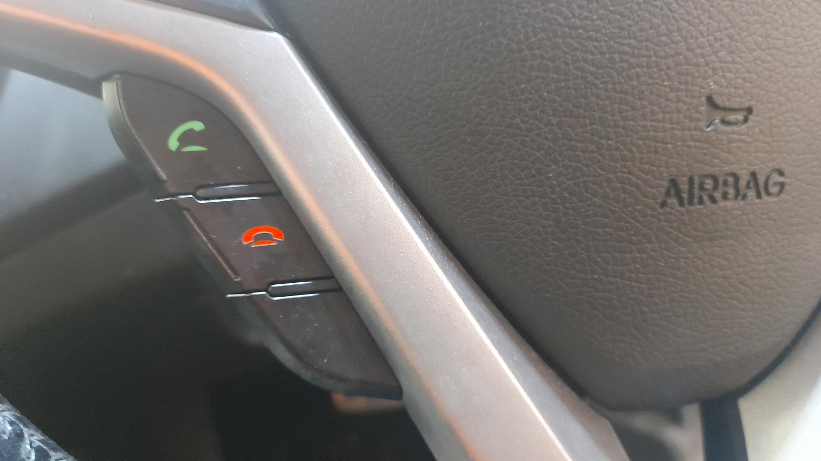 View Auto part Air Cleaner/Box Hyundai Veloster 2013
