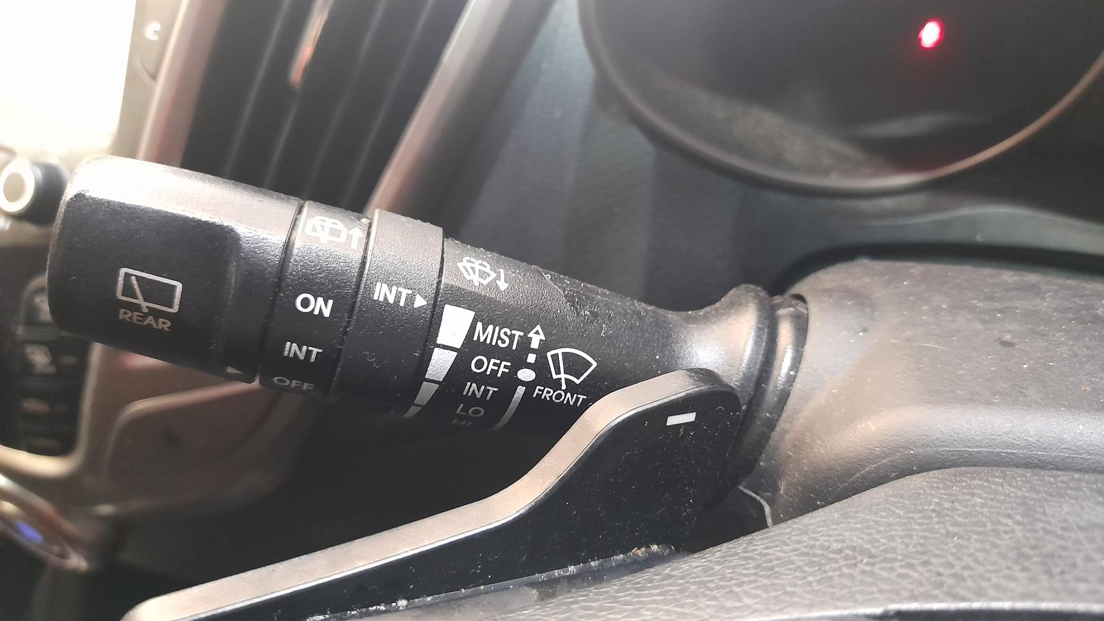 View Auto part Air Cleaner/Box Hyundai Veloster 2013