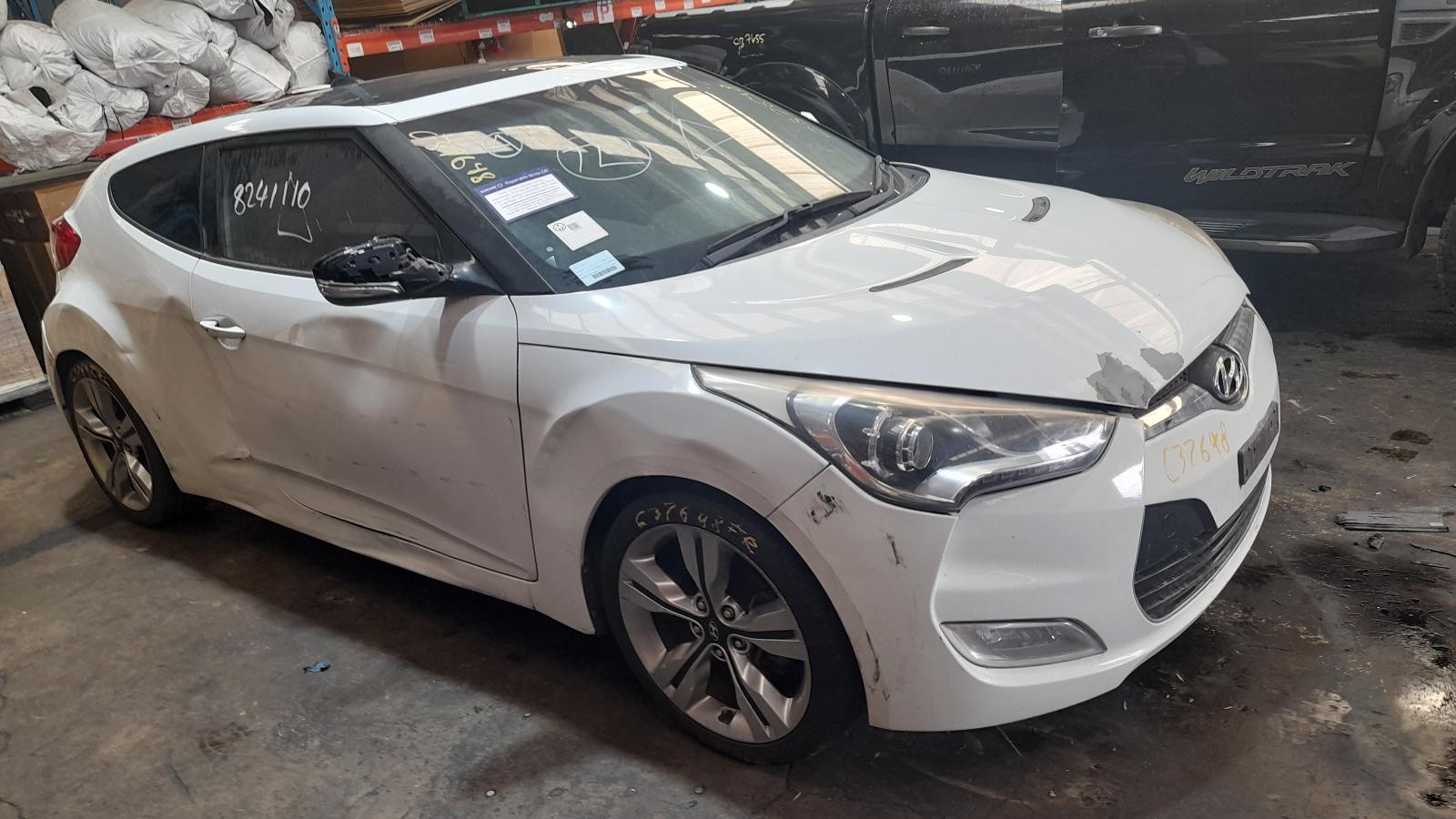 View Auto part Air Cleaner/Box Hyundai Veloster 2013
