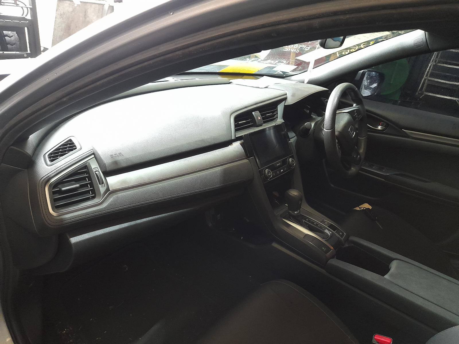 View Auto part Radio/Cd/Dvd/Sat/Tv Honda Civic 2019