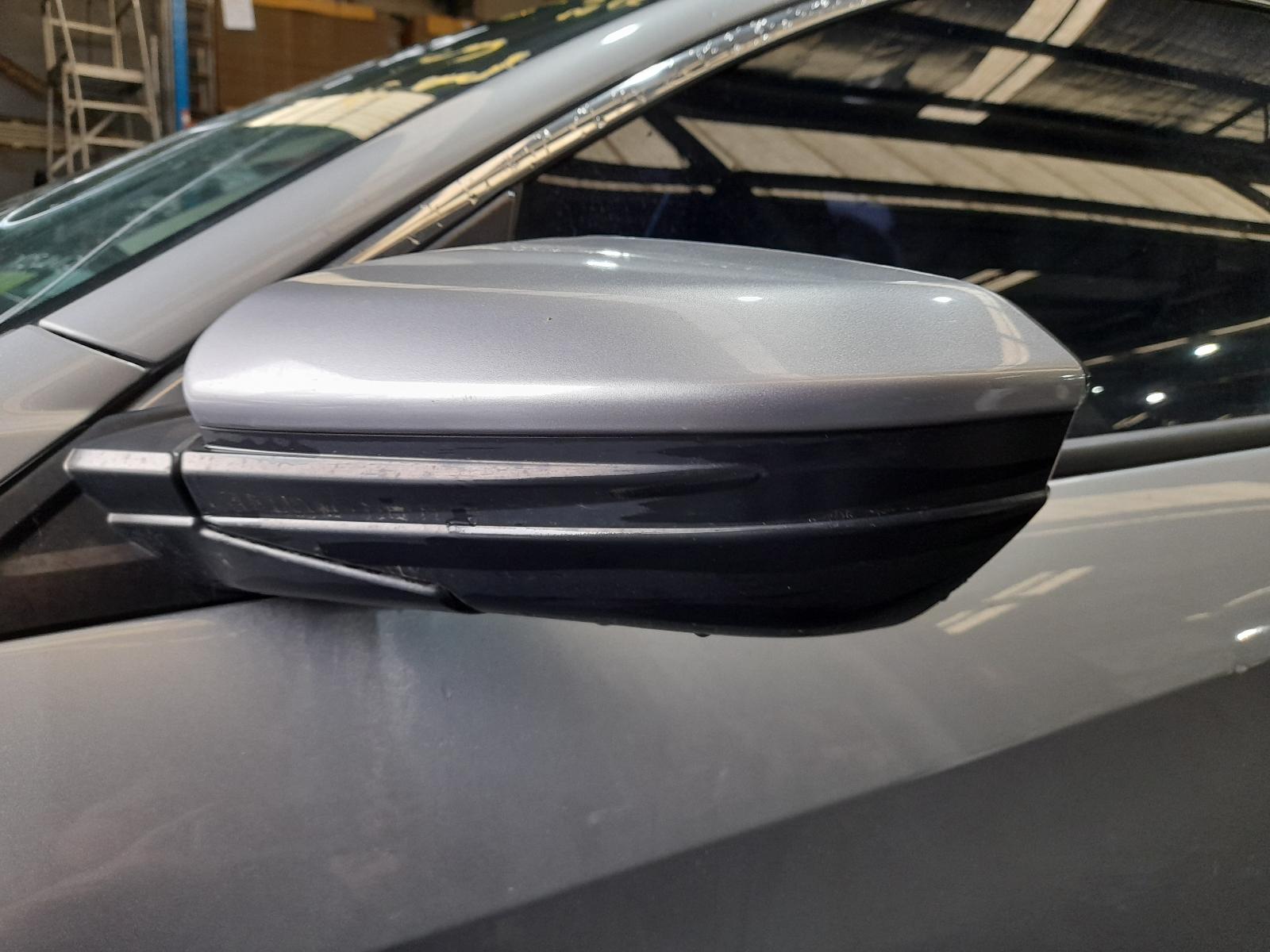 View Auto part Radio/Cd/Dvd/Sat/Tv Honda Civic 2019
