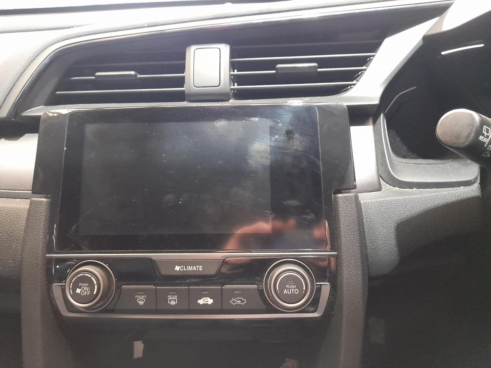 View Auto part Radio/Cd/Dvd/Sat/Tv Honda Civic 2019