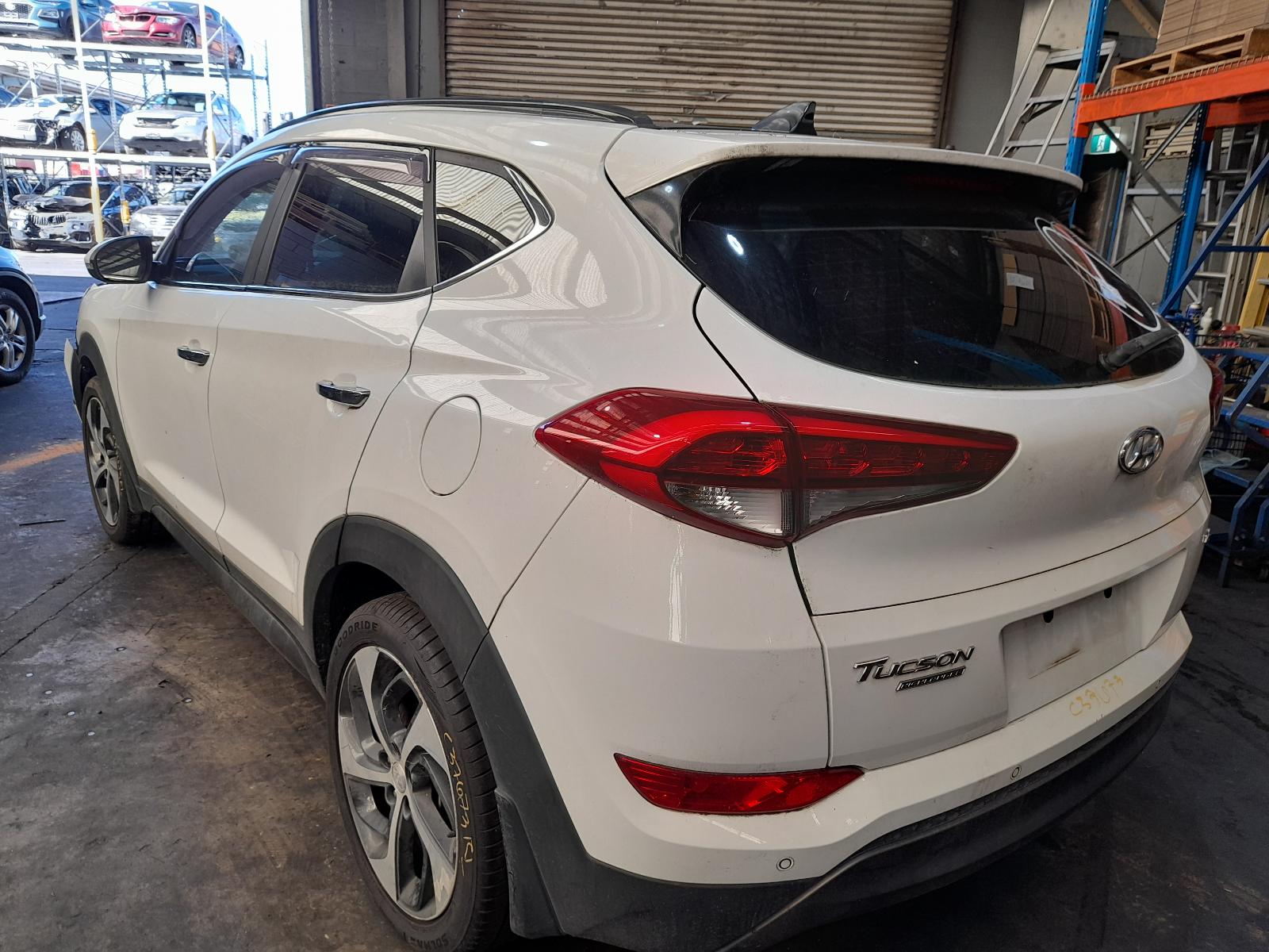 View Auto part R/Bar Bracket/Reinfo Hyundai Tucson 2015