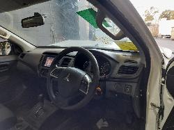 View Auto part Antenna Mitsubishi Triton 2022