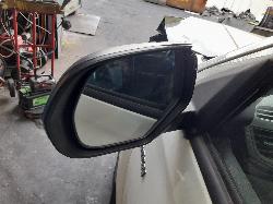 View Auto part Antenna Mitsubishi Triton 2022