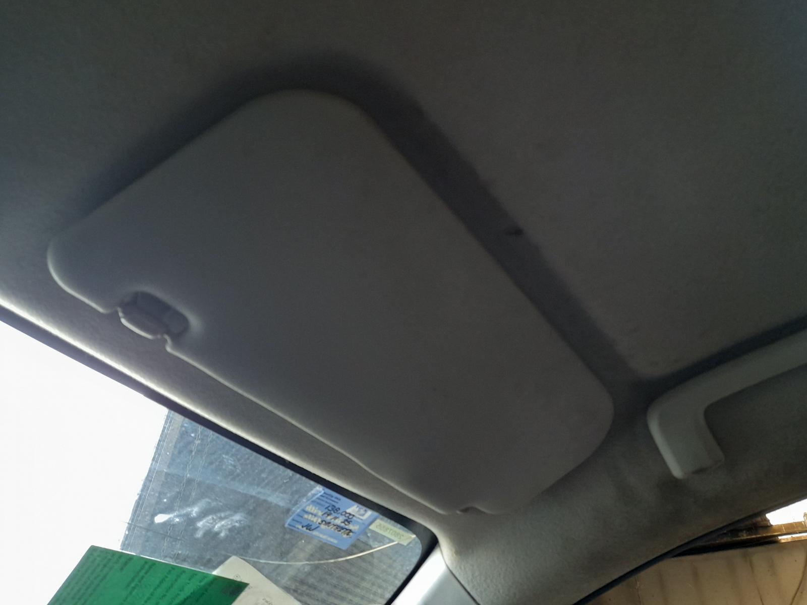 View Auto part Antenna Mitsubishi Triton 2022