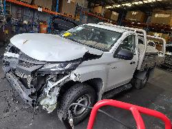 View Auto part Antenna Mitsubishi Triton 2022