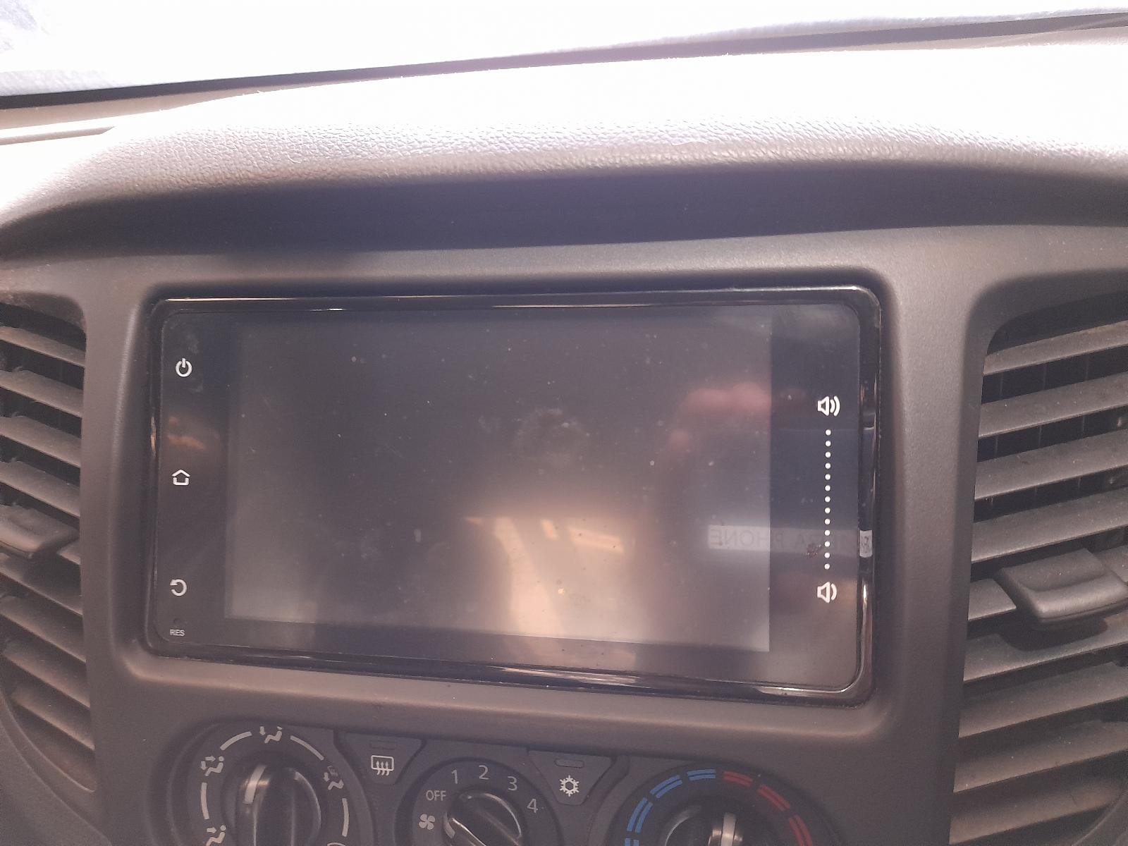 View Auto part Antenna Mitsubishi Triton 2022