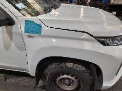 View Auto part Console Mitsubishi Triton 2020