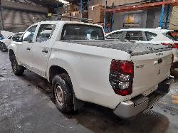 View Auto part Console Mitsubishi Triton 2020