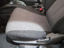 View Auto part Console Mitsubishi Triton 2020