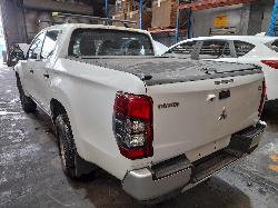 View Auto part Console Mitsubishi Triton 2020